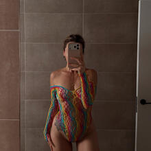  Nude