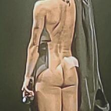  Nude