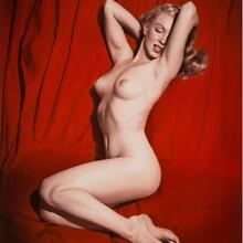  Nude