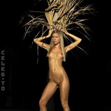  Nude