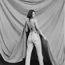  Nude