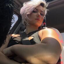  Nude