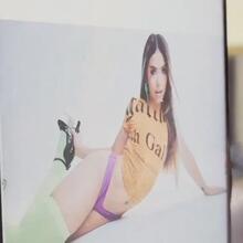  Nude