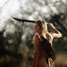  Nude