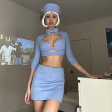  Nude