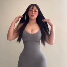  Nude