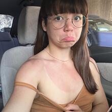  Nude