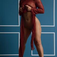  Nude