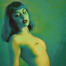  Nude