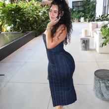  Nude