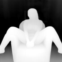  Nude
