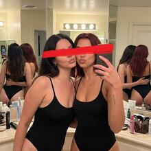  Nude