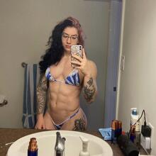  Nude