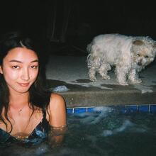  Nude