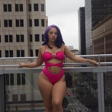  Nude