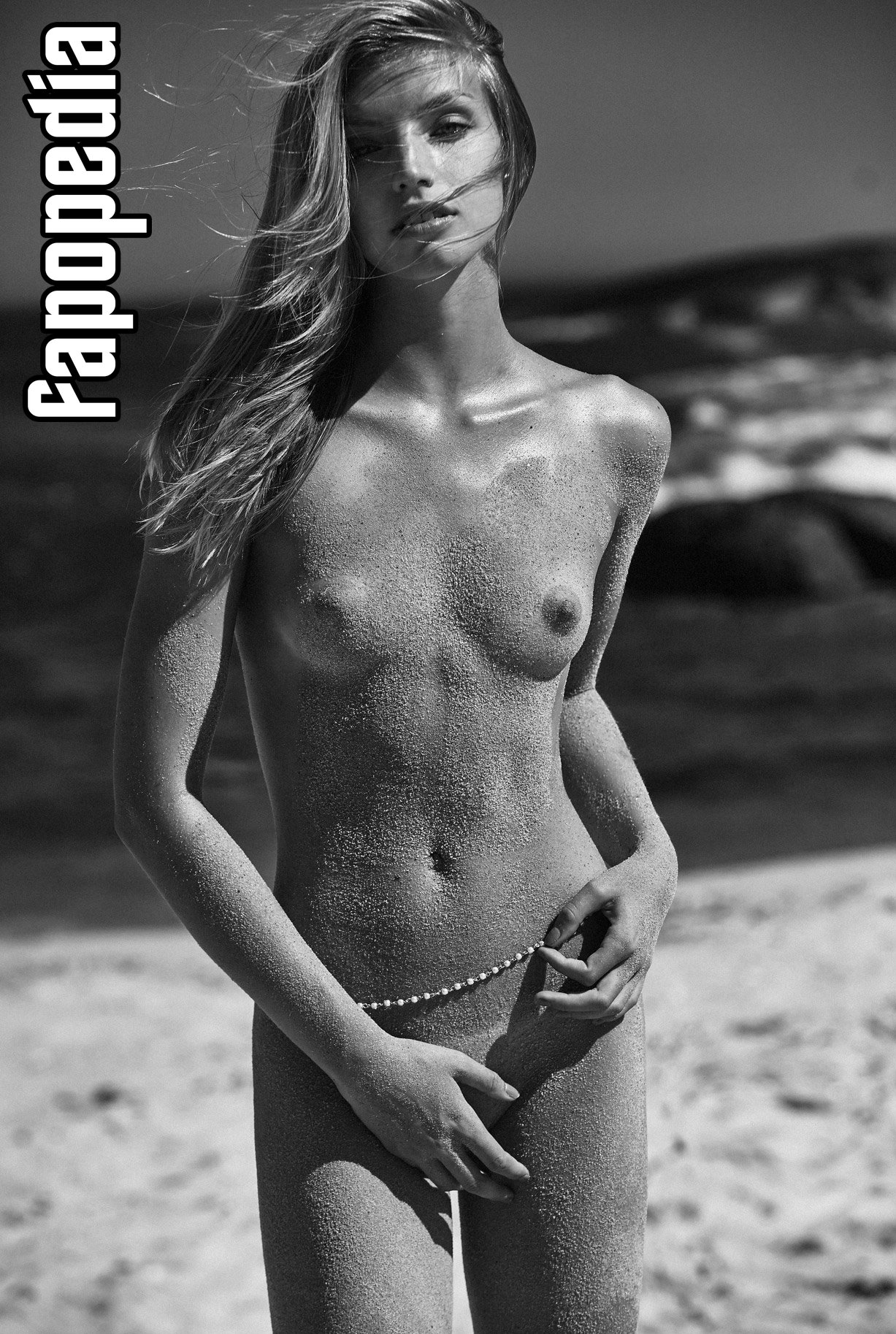 Nude suzanne lanza Victoria's Secret