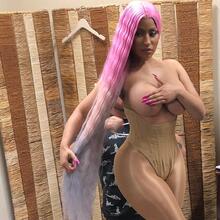  Nude