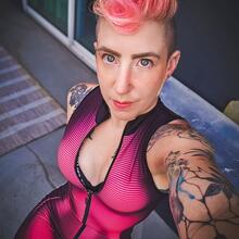  Nude