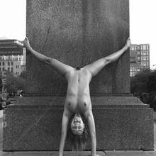  Nude