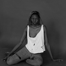  Nude