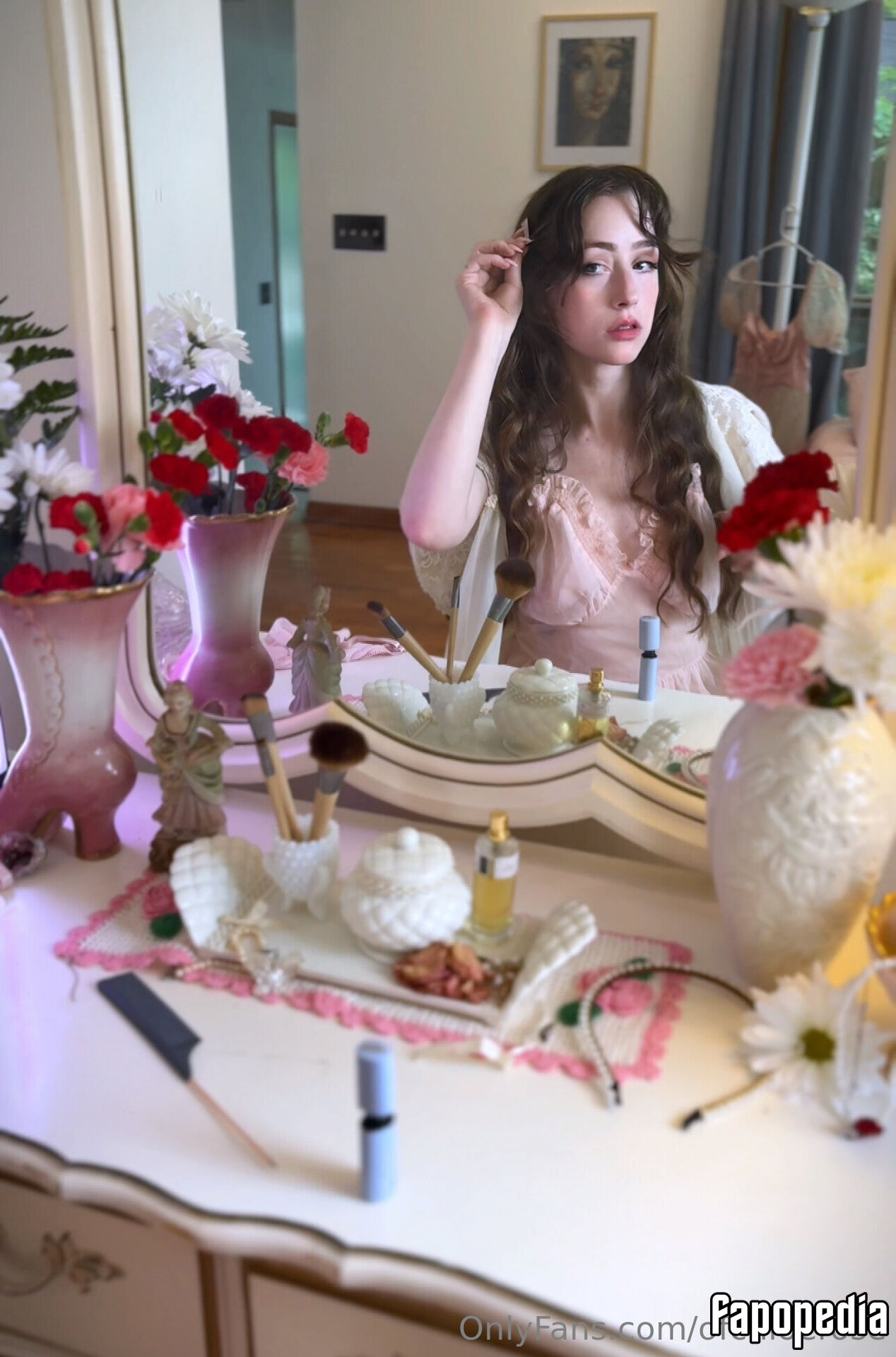 Ofchloerose Nude OnlyFans Leaks - Photo #17451438 - Fapopedia