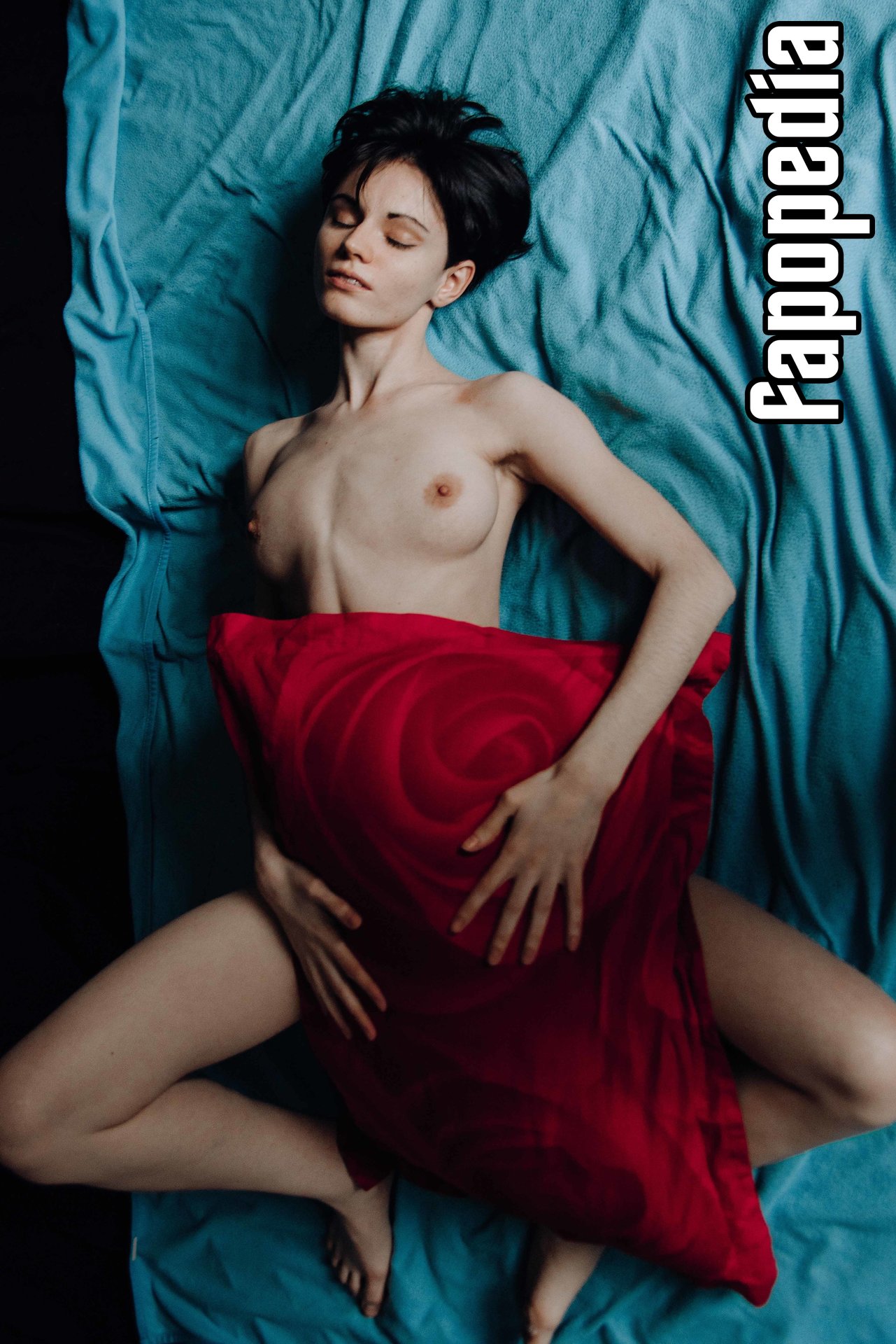 Olga Winter Nude Leaks - Photo #221392 - Fapopedia