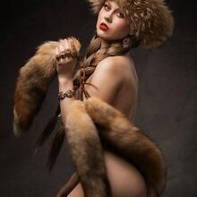  Nude