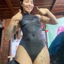  Nude
