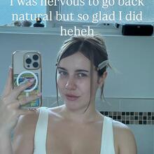  Nude