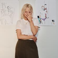  Nude