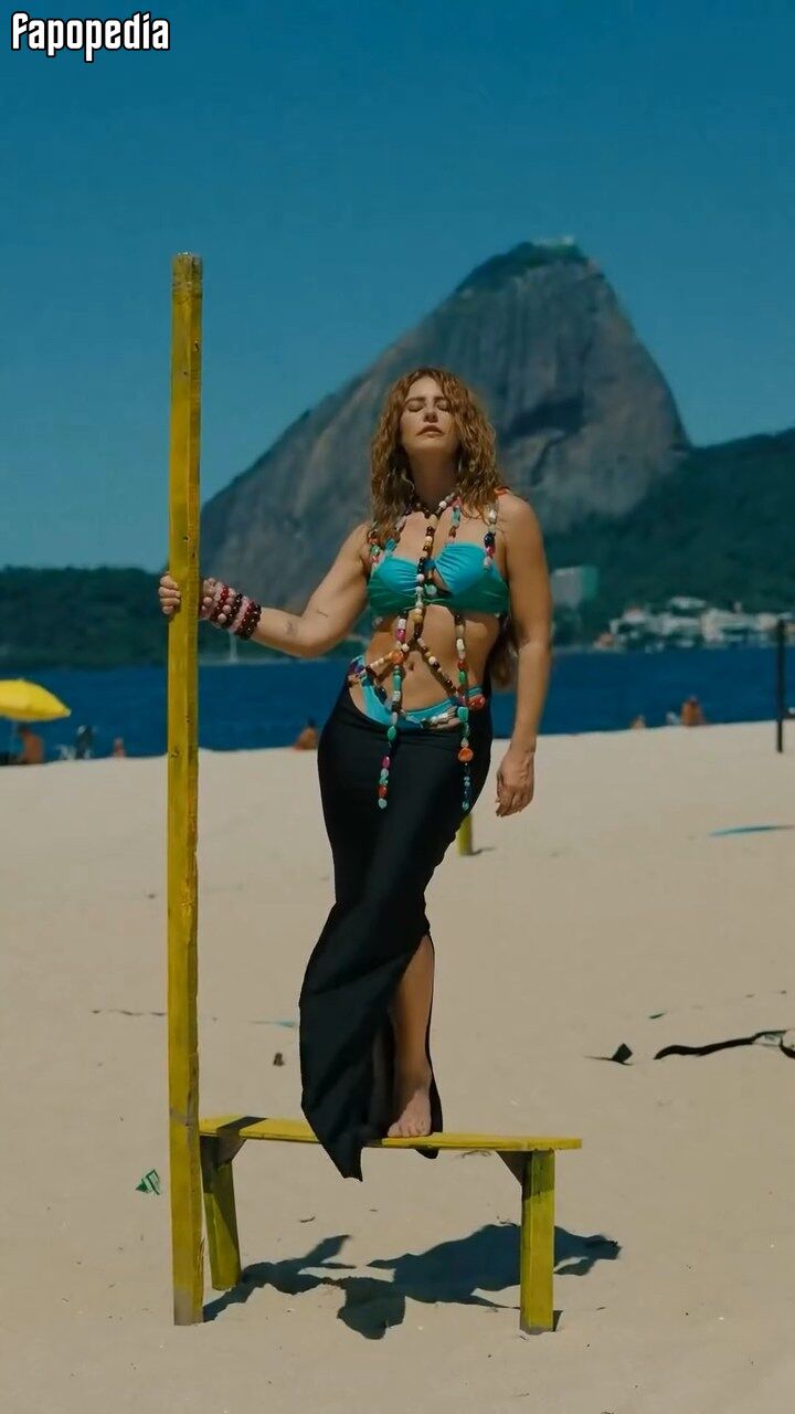 Paolla Oliveira