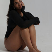  Nude