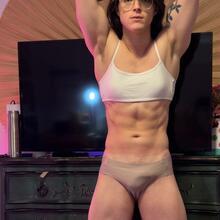  Nude