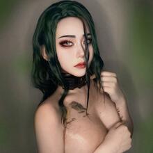  Nude