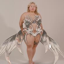  Nude