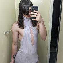  Nude