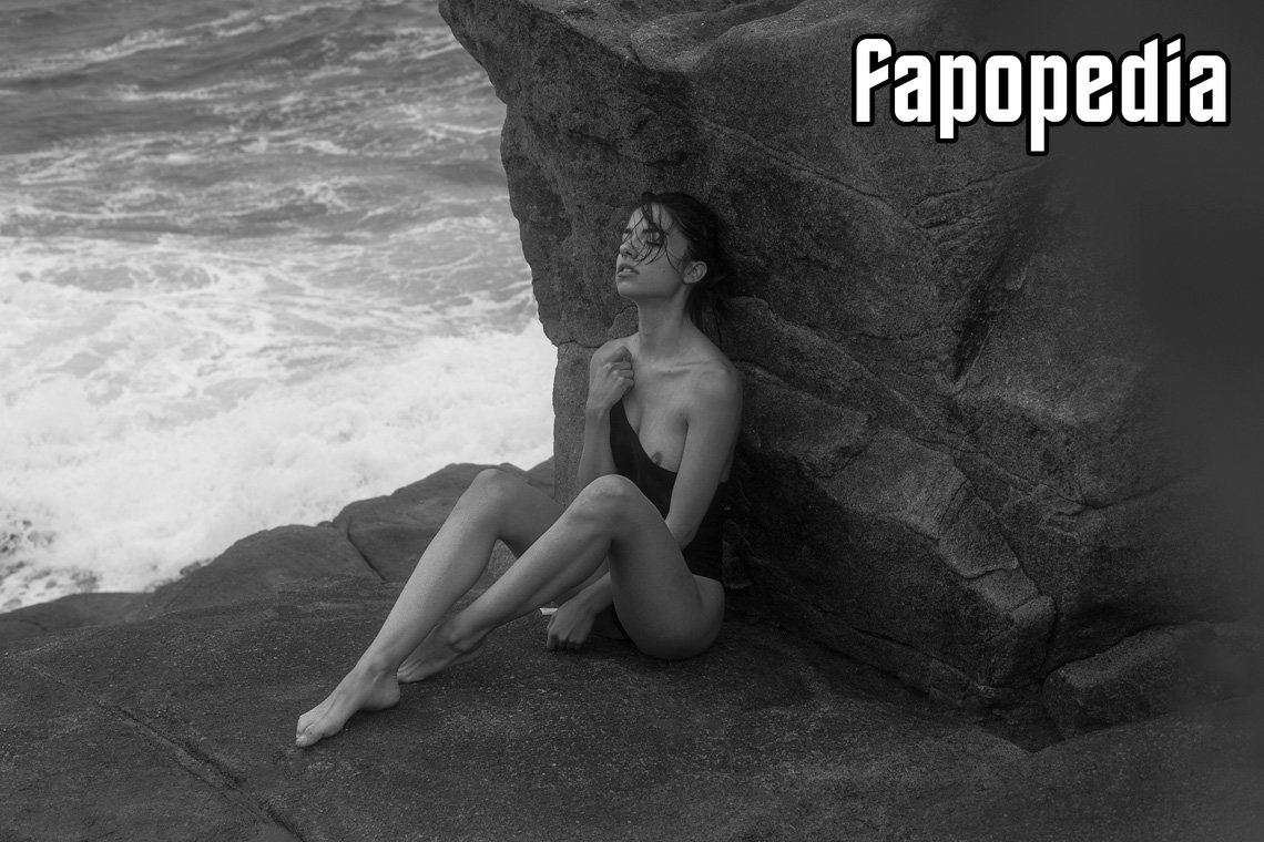 Rebecca Bagnol Nude Patreon Leaks