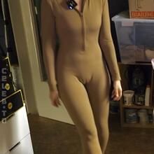  Nude