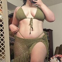  Nude
