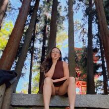  Nude