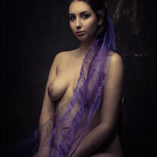  Nude