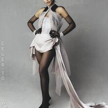  Nude