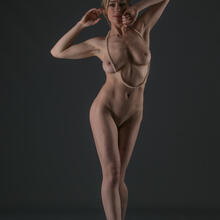  Nude