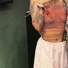  Nude