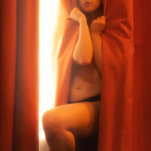  Nude