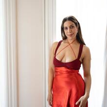  Nude