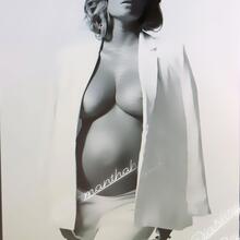  Nude
