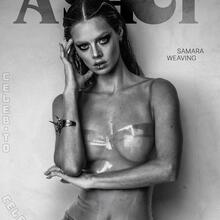  Nude