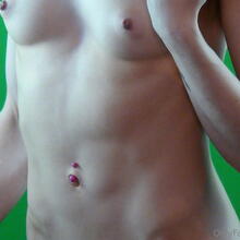  Nude
