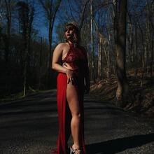  Nude